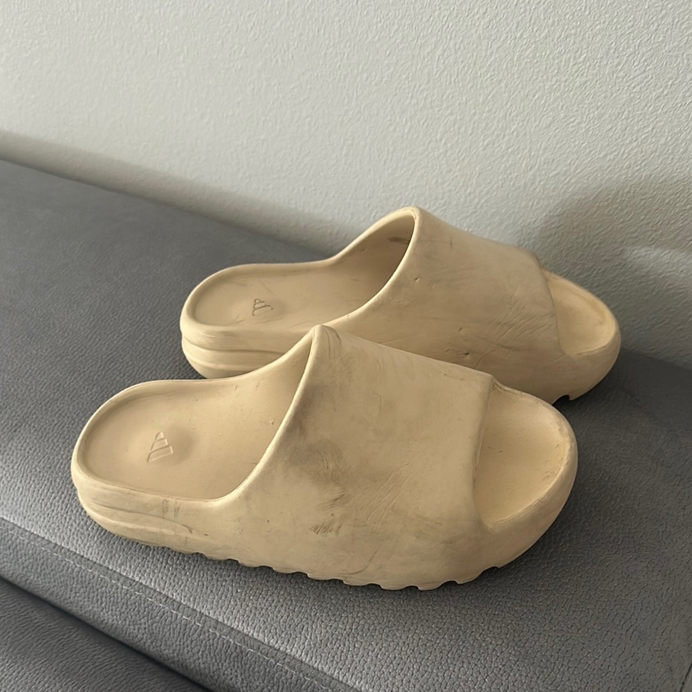 Yeezy Adidas Slide